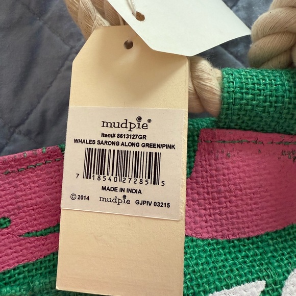 NWT Mud Pie Whale Sarong Along Vibrant Pink and Green Whale Tote Bag - Picture 3 of 8
